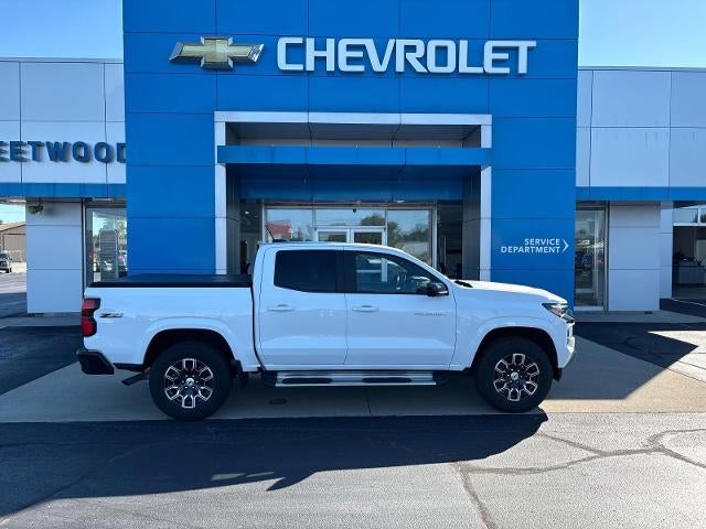 2024 Chevrolet Colorado Z71 in Summit White — front three-quarter view