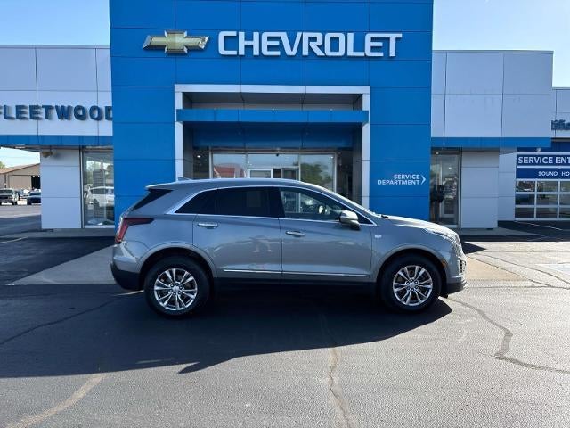 2023 Cadillac XT5 Premium Luxury in Argent Silver Metallic — front three-quarter view
